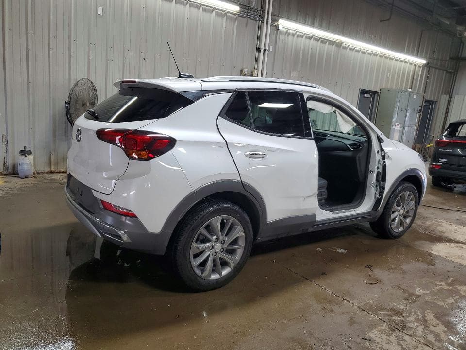 2023 BUICK ENCORE GX ESSENCE 3
