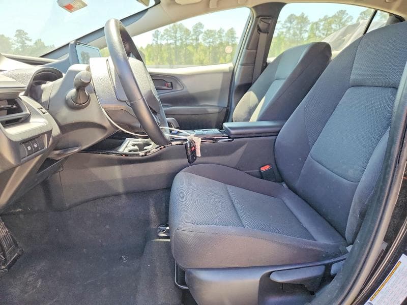 2024 TOYOTA PRIUS LE 7