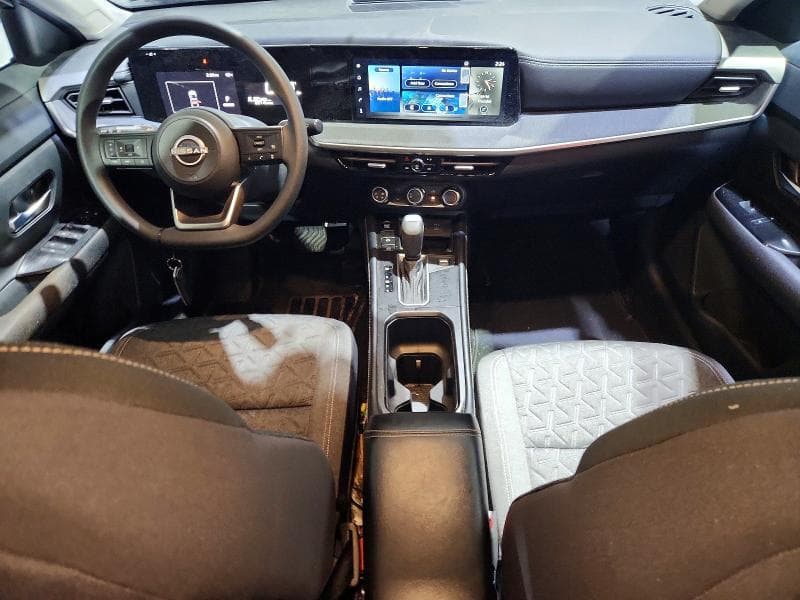 2025 NISSAN KICKS SV 8