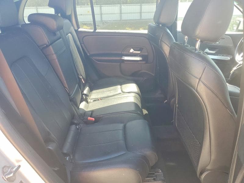 2020 MERCEDES-BENZ GLB 250 11