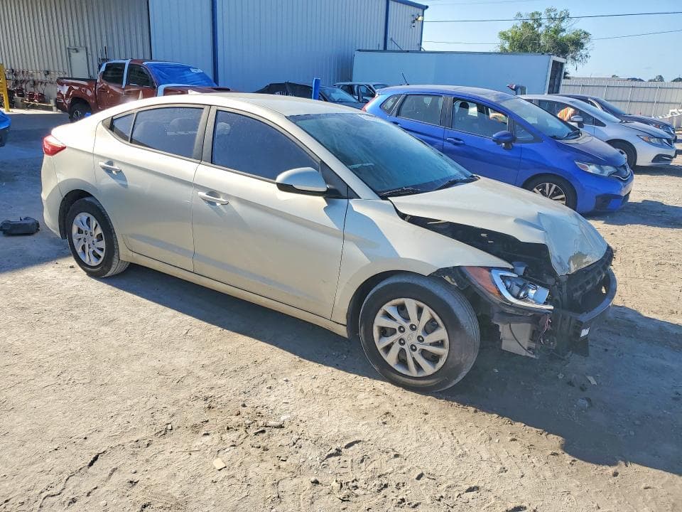 2017 HYUNDAI ELANTRA SE 4