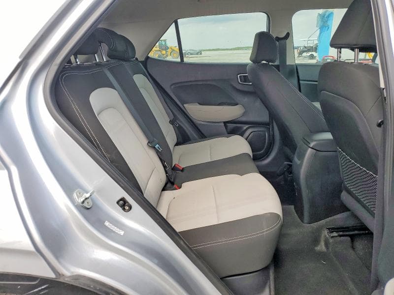 2021 HYUNDAI VENUE SEL 10