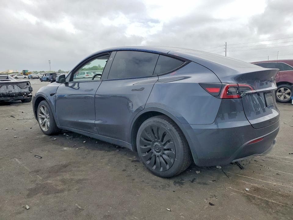 2023 TESLA MODEL Y 2