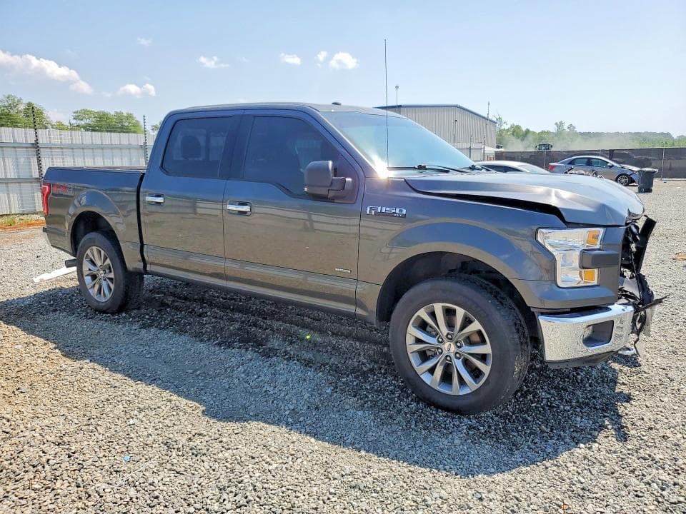 2017 FORD F150 SUPERCREW 4