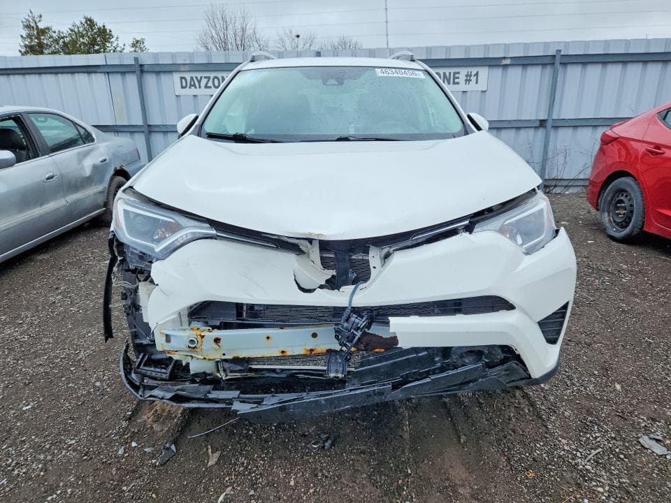 2018 TOYOTA RAV4 LE 5