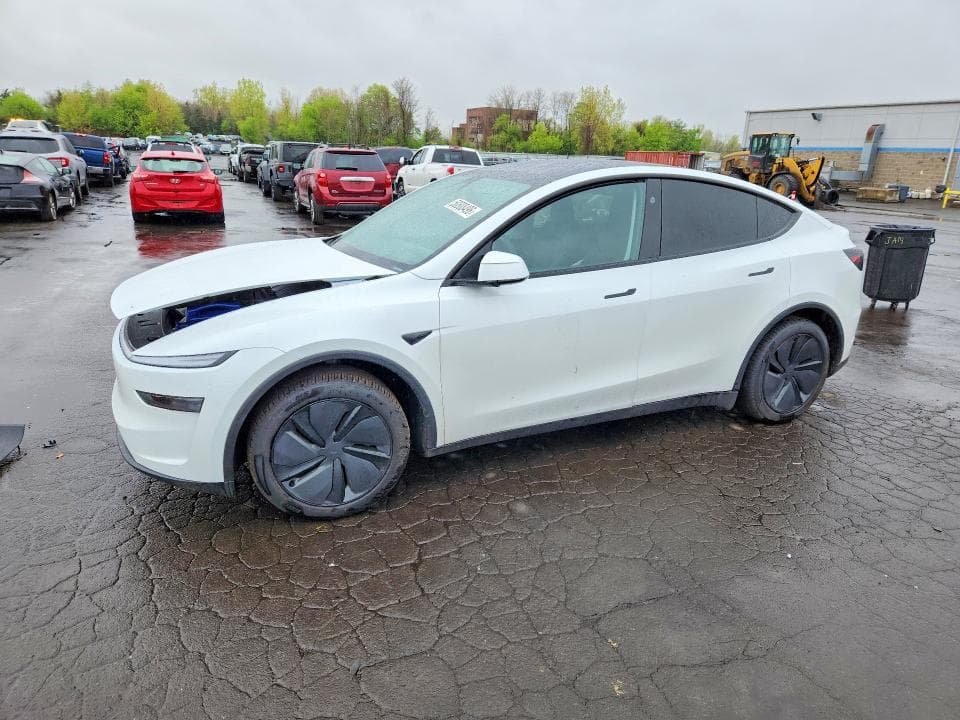 2026 TESLA MODEL Y - 1