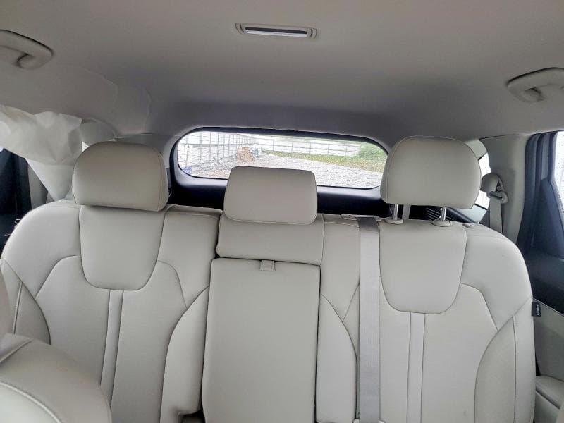 2026 KIA SORENTO S 10