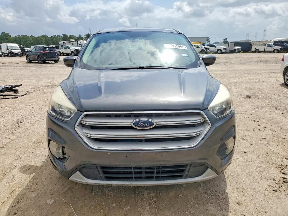 2019 FORD ESCAPE SE 5