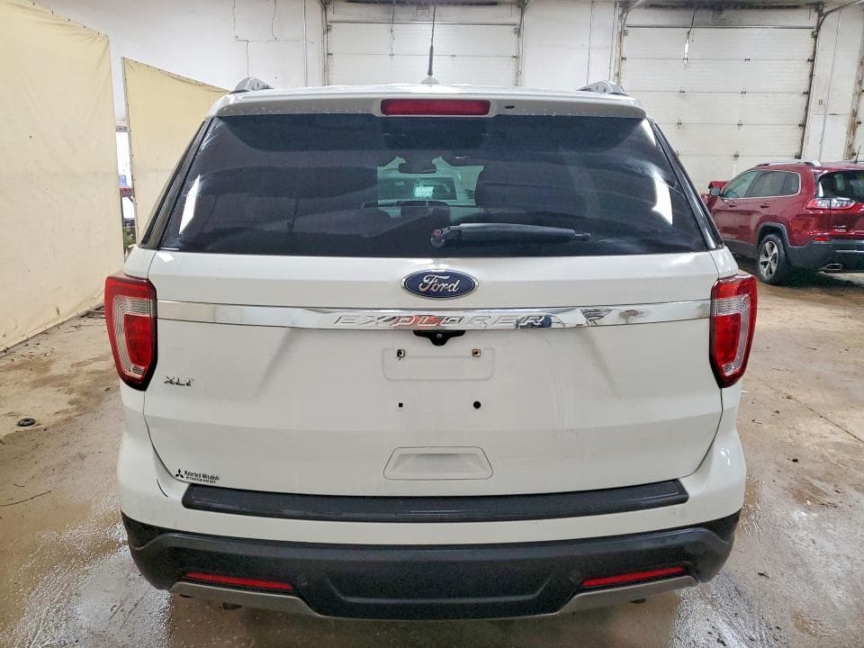 2019 FORD EXPLORER XLT 6