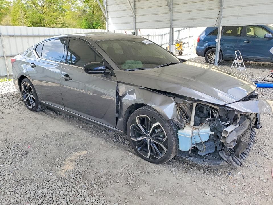 2023 NISSAN ALTIMA 2.5 SR 4