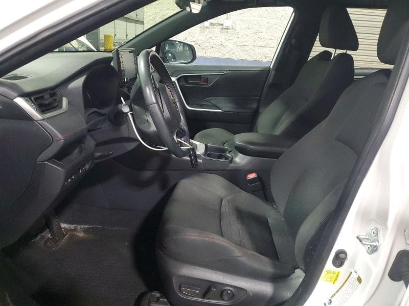 2021 TOYOTA RAV4 PRIME SE 7