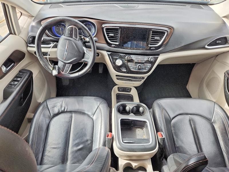 2017 CHRYSLER PACIFICA TOURING L PLUS 8