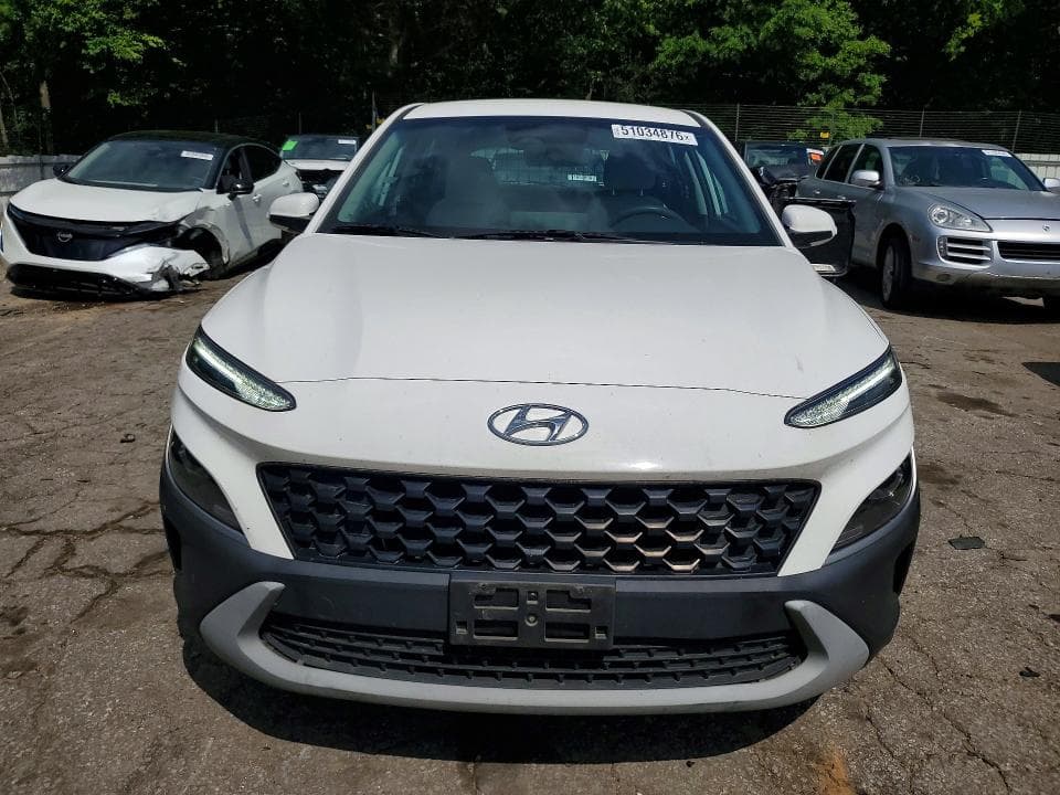 2023 HYUNDAI KONA SE 5