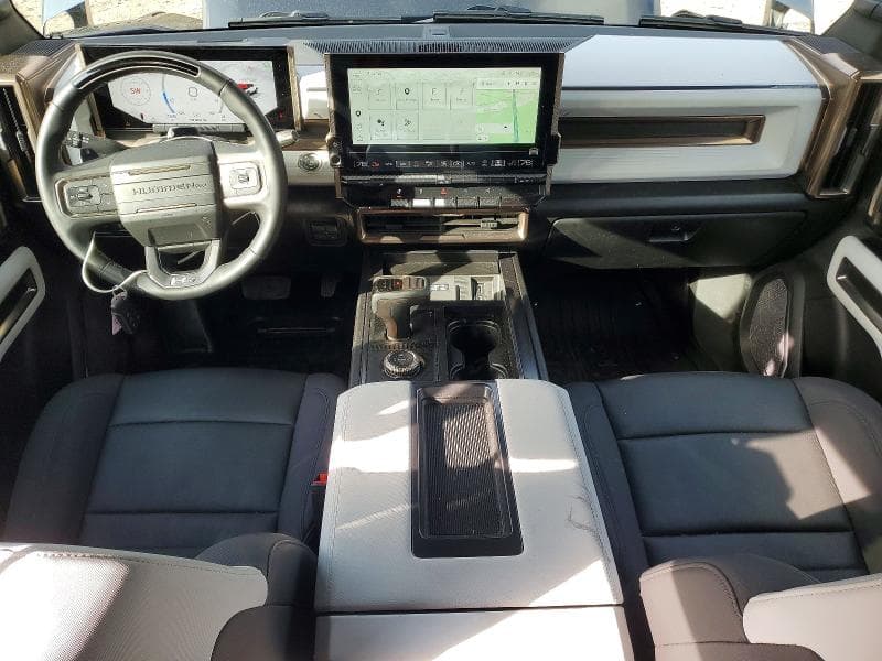 2025 GMC HUMMER PICKUP 2X 8