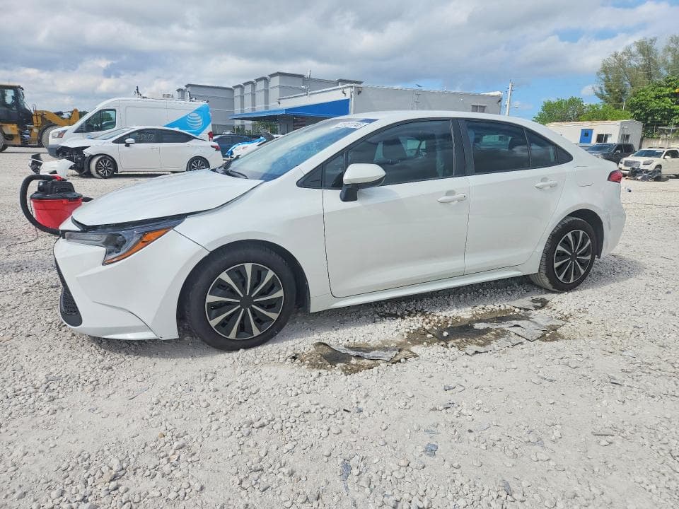 2021 TOYOTA COROLLA LE - 1