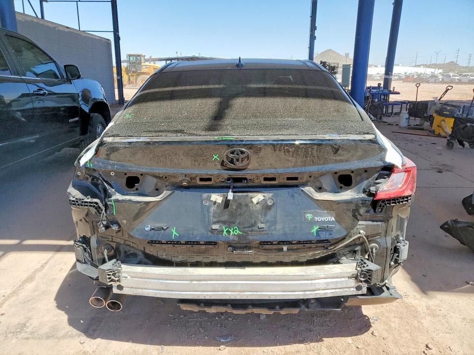 2025 TOYOTA CAMRY SE 6