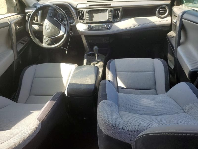 2017 TOYOTA RAV4 XLE 8