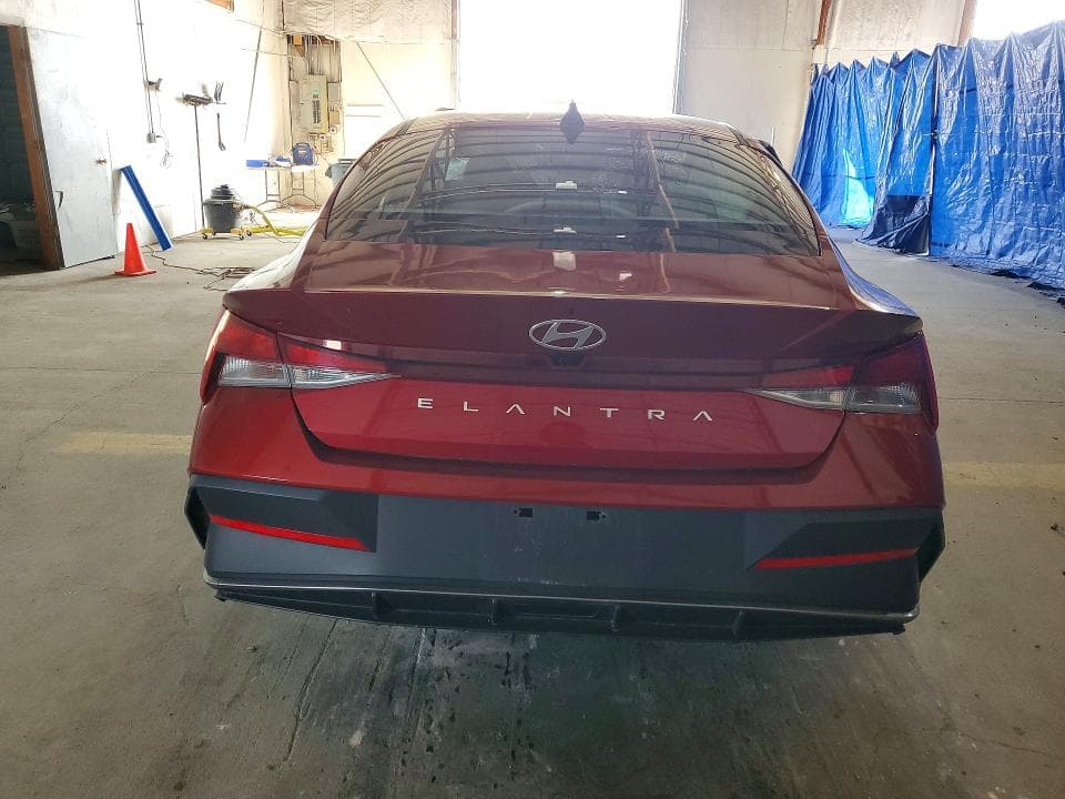 2024 HYUNDAI ELANTRA SEL 6