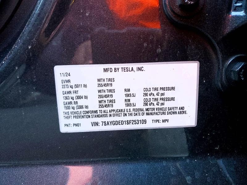 2025 TESLA MODEL Y 13