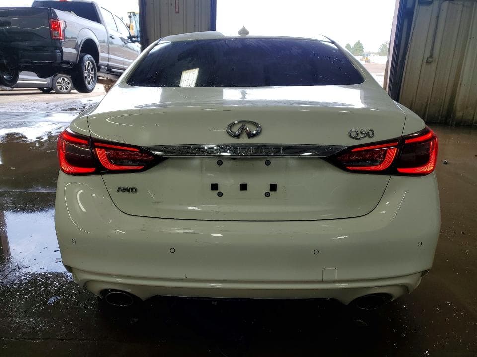 2022 INFINITI Q50 LUXE 6