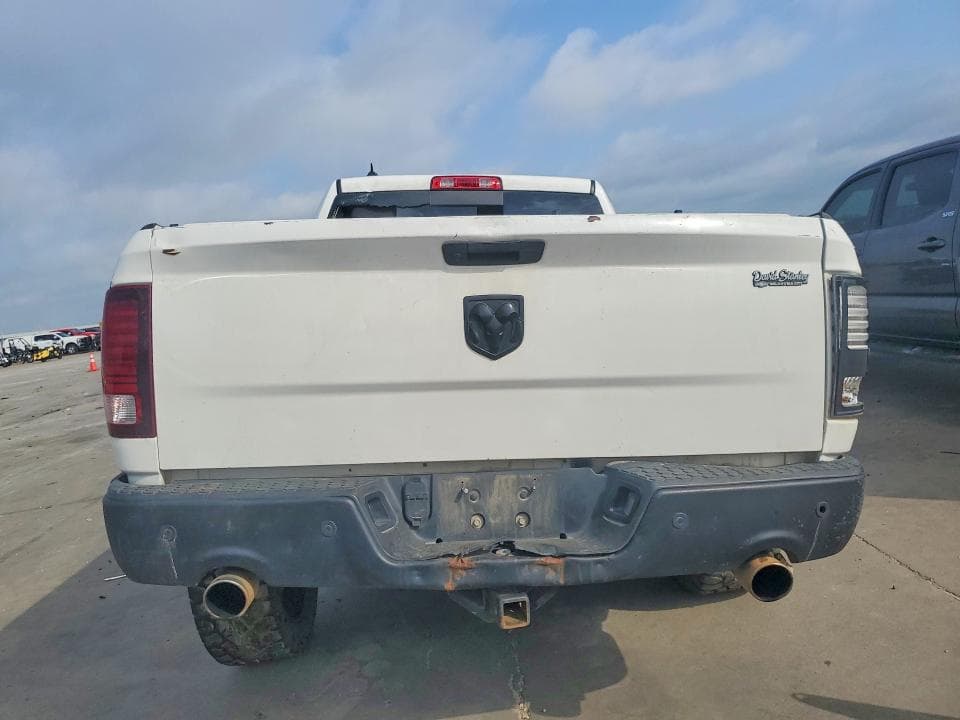 2019 RAM 1500 CLASSIC SLT 6