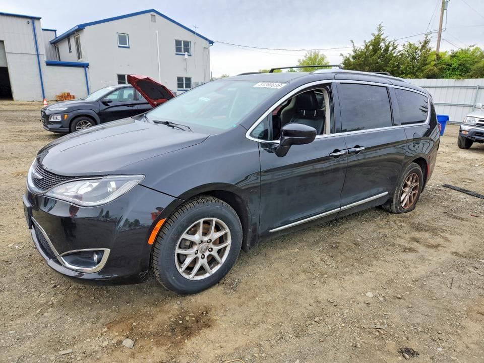 2020 CHRYSLER PACIFICA TOURING L - 1