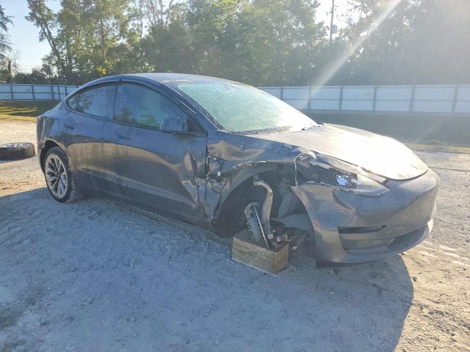 2023 TESLA MODEL 3 4