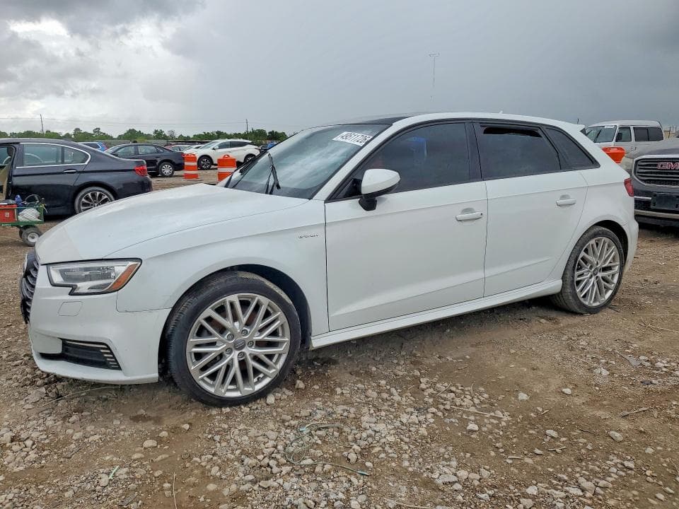 2018 AUDI A3 E-TRON PREMIUM - 1