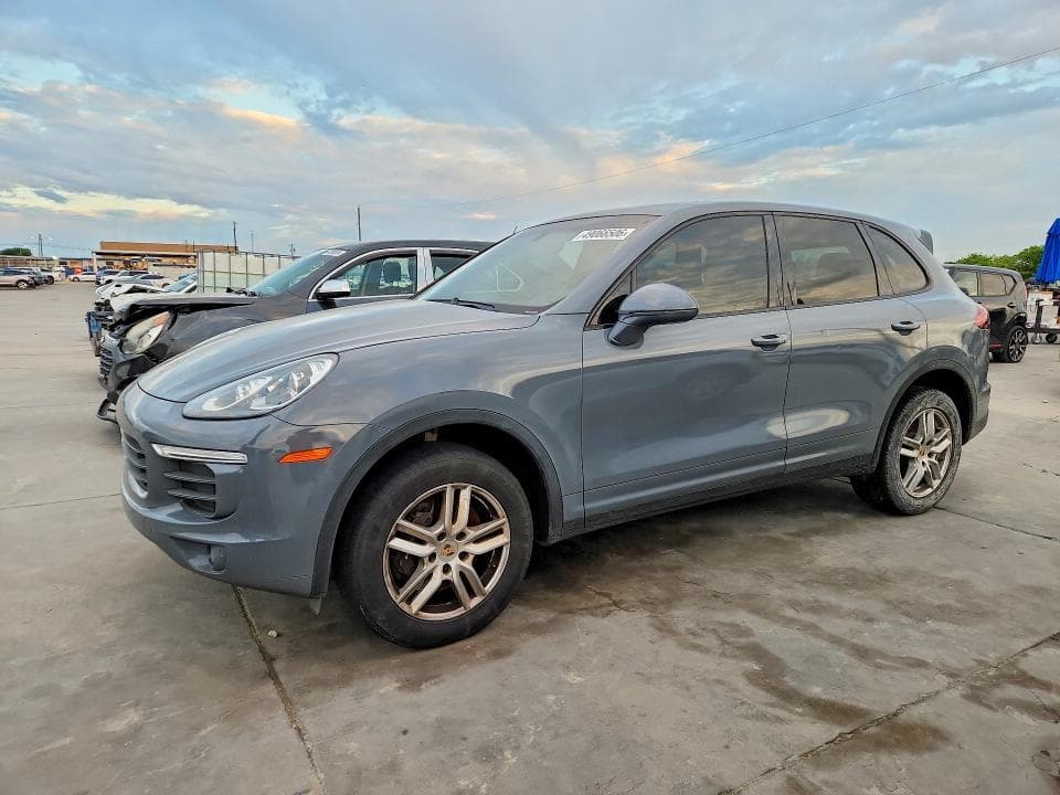 2017 PORSCHE CAYENNE - 1