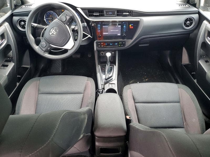 2018 TOYOTA COROLLA LE 8