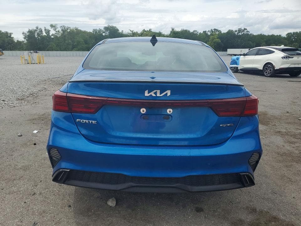 2023 KIA FORTE GT-LINE 6