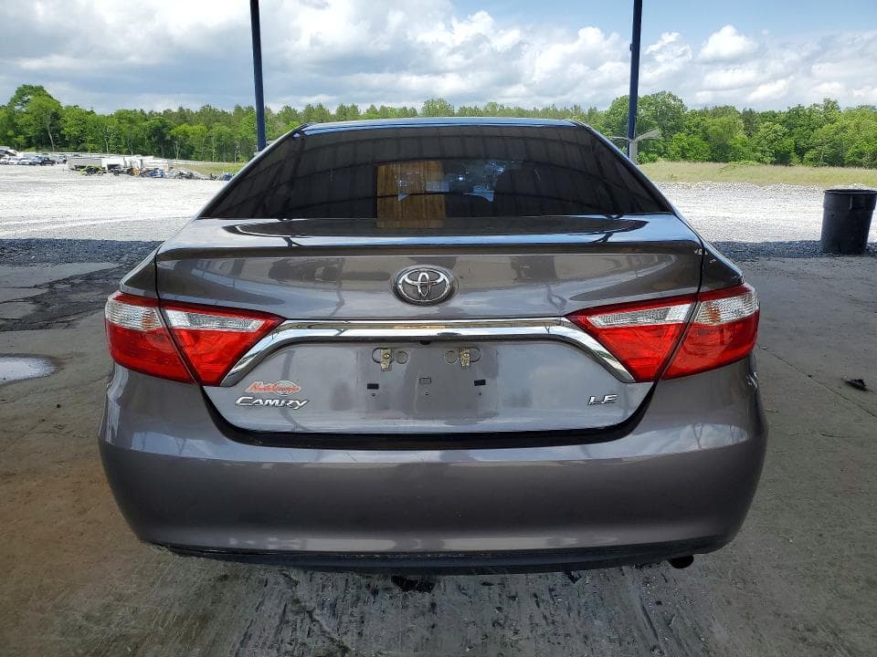 2017 TOYOTA CAMRY LE 6