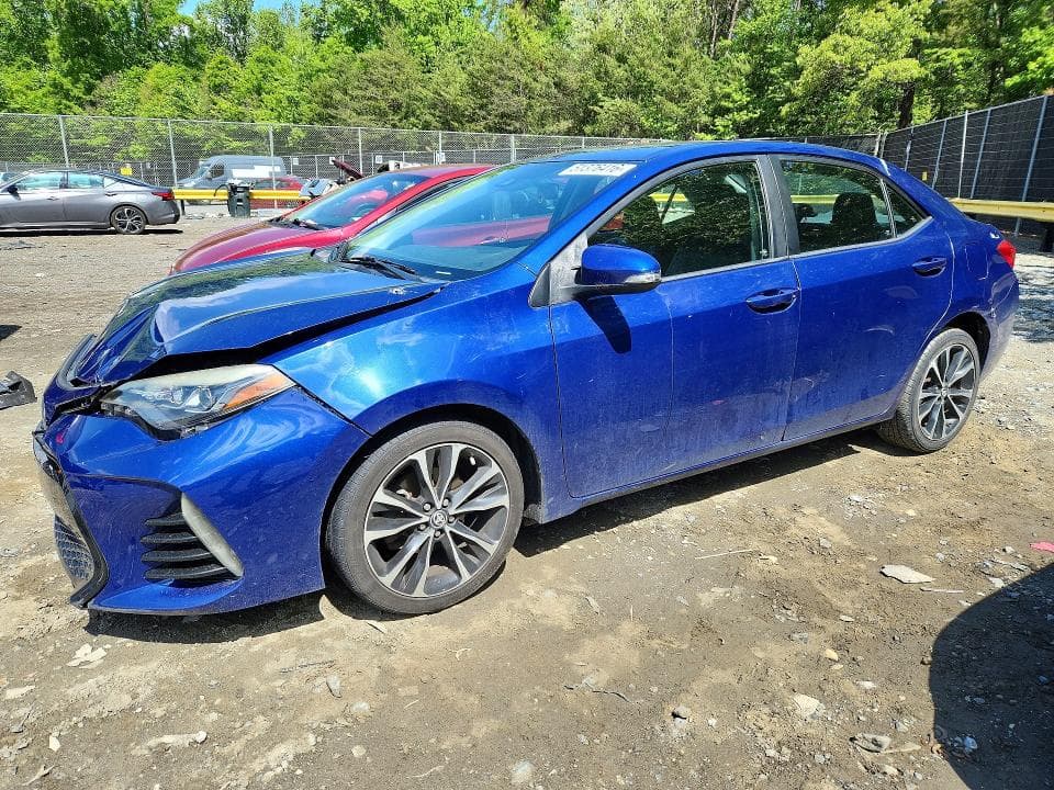 2017 TOYOTA COROLLA SE - 1