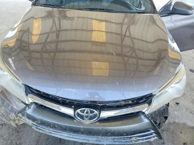2017 TOYOTA CAMRY LE 11