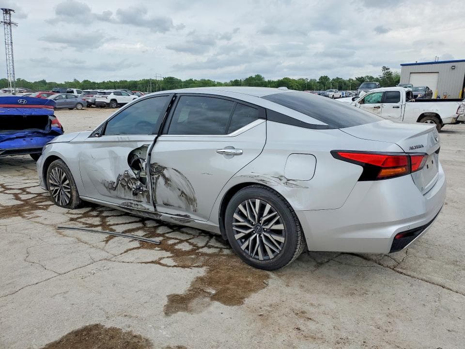 2024 NISSAN ALTIMA SV 2