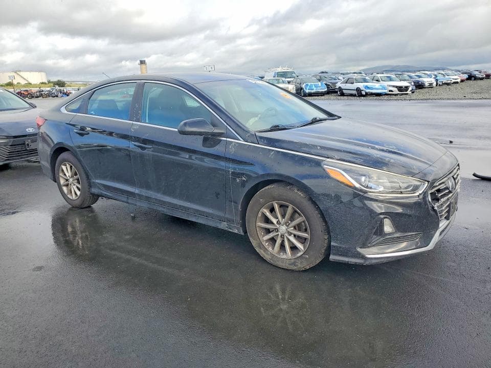2019 HYUNDAI SONATA SE 4