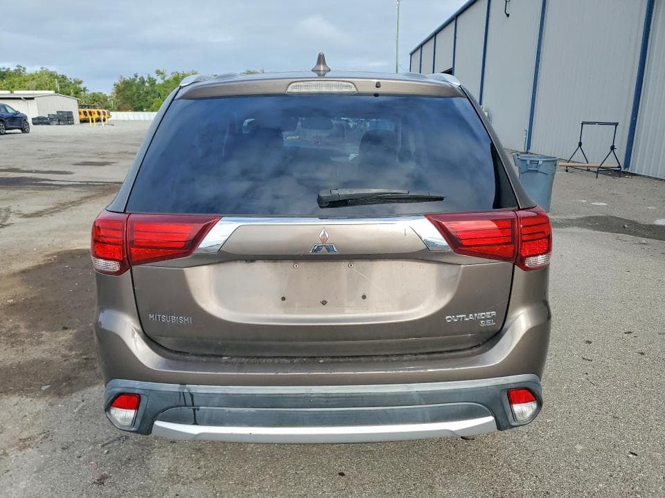 2017 MITSUBISHI OUTLANDER SE 6