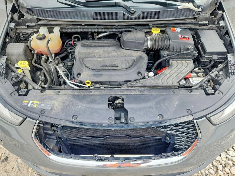 2022 CHRYSLER PACIFICA TOURING L 12