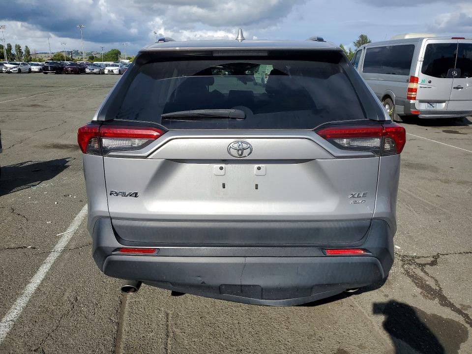 2019 TOYOTA RAV4 XLE PREMIUM 6