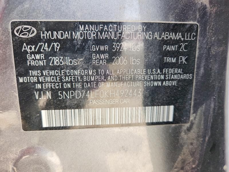 2019 HYUNDAI ELANTRA SE 13