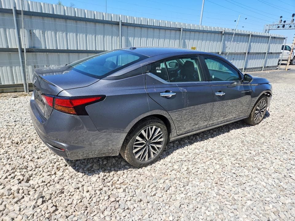 2025 NISSAN ALTIMA SV 3