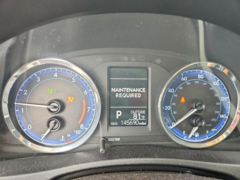 2018 TOYOTA COROLLA LE 9