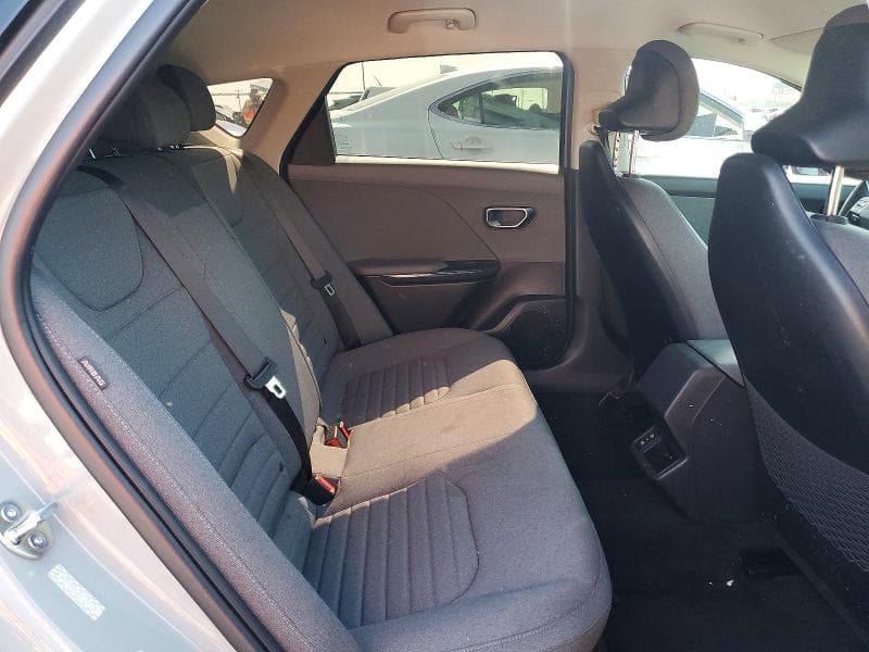 2025 KIA K4 EX 10