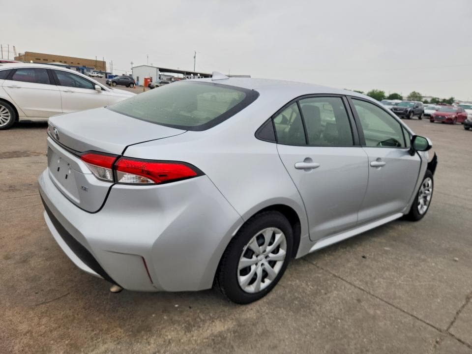 2022 TOYOTA COROLLA LE 3