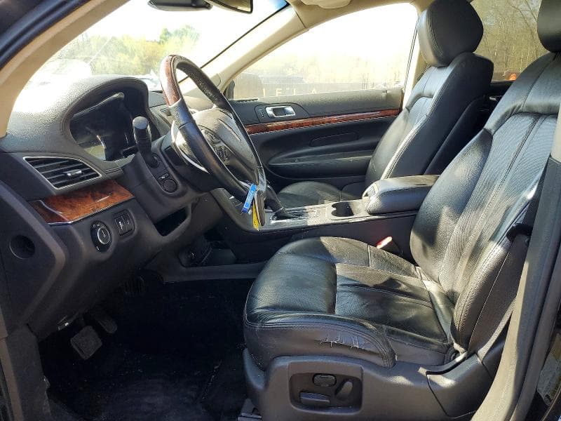 2019 LINCOLN MKT 7