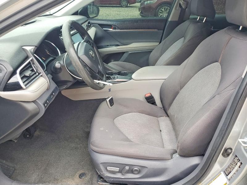 2018 TOYOTA CAMRY LE 7