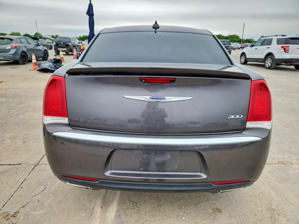 2019 CHRYSLER 300 TOURING 6