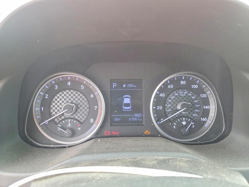 2020 HYUNDAI ELANTRA SEL 9