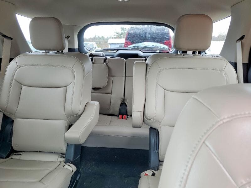2023 FORD EXPLORER XLT 10