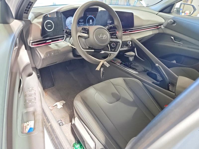 2024 HYUNDAI ELANTRA SEL 8